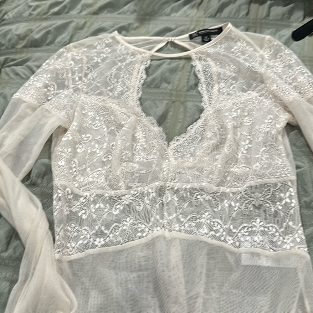 Inc.International concepts new bodysuit medium ivory with beautiful lacing NWT